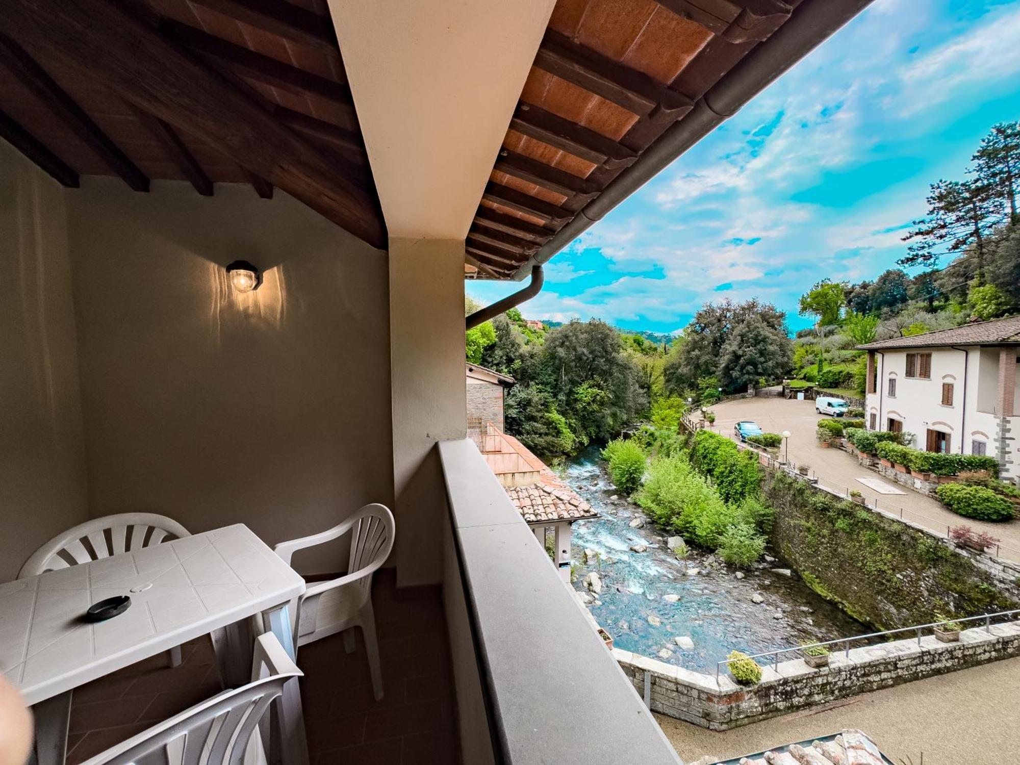 La Ferriera Exclusive Resort - Pool & Waterfall Loro Ciuffenna Exteriér fotografie