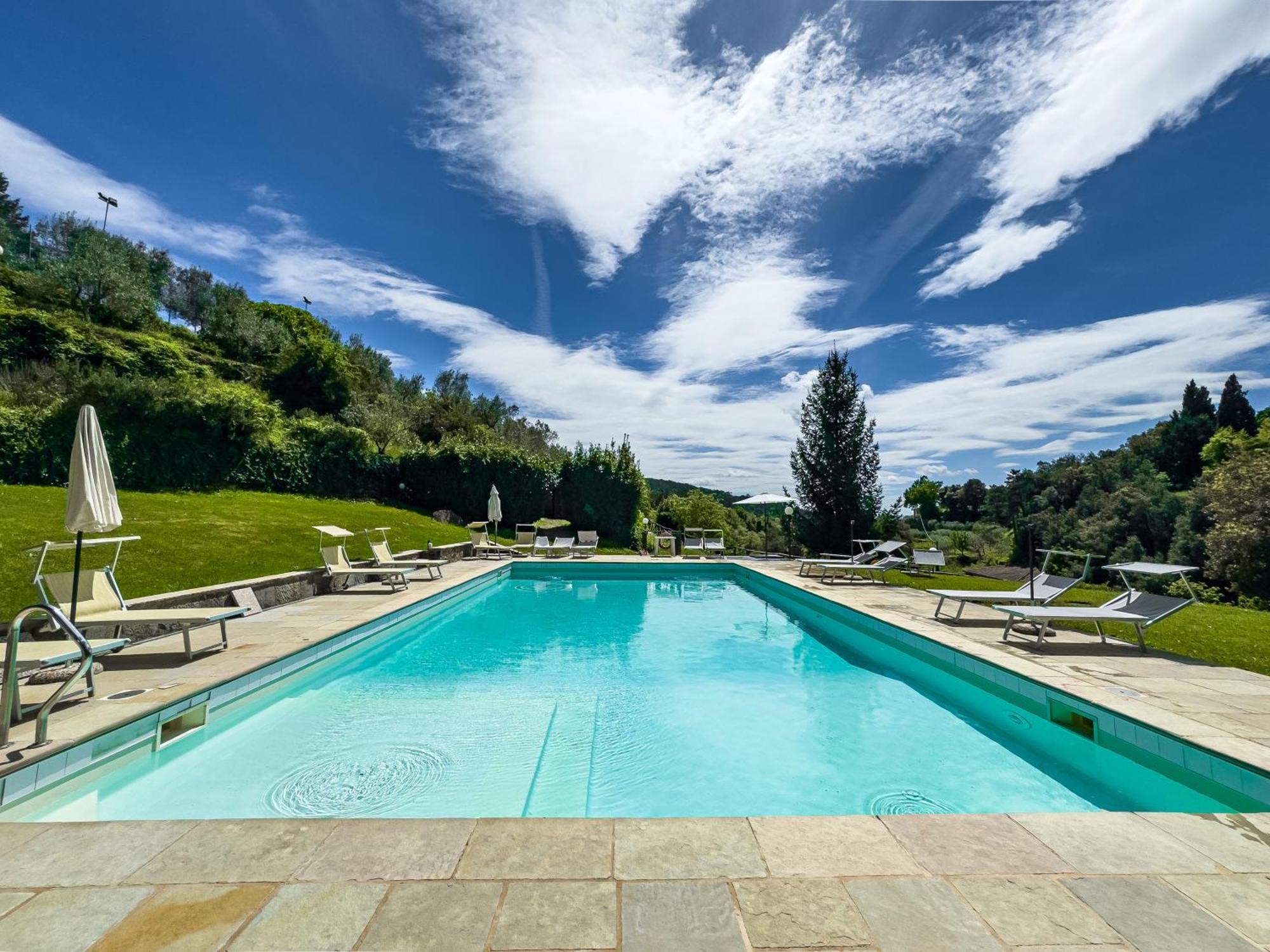 La Ferriera Exclusive Resort - Pool & Waterfall Loro Ciuffenna Exteriér fotografie
